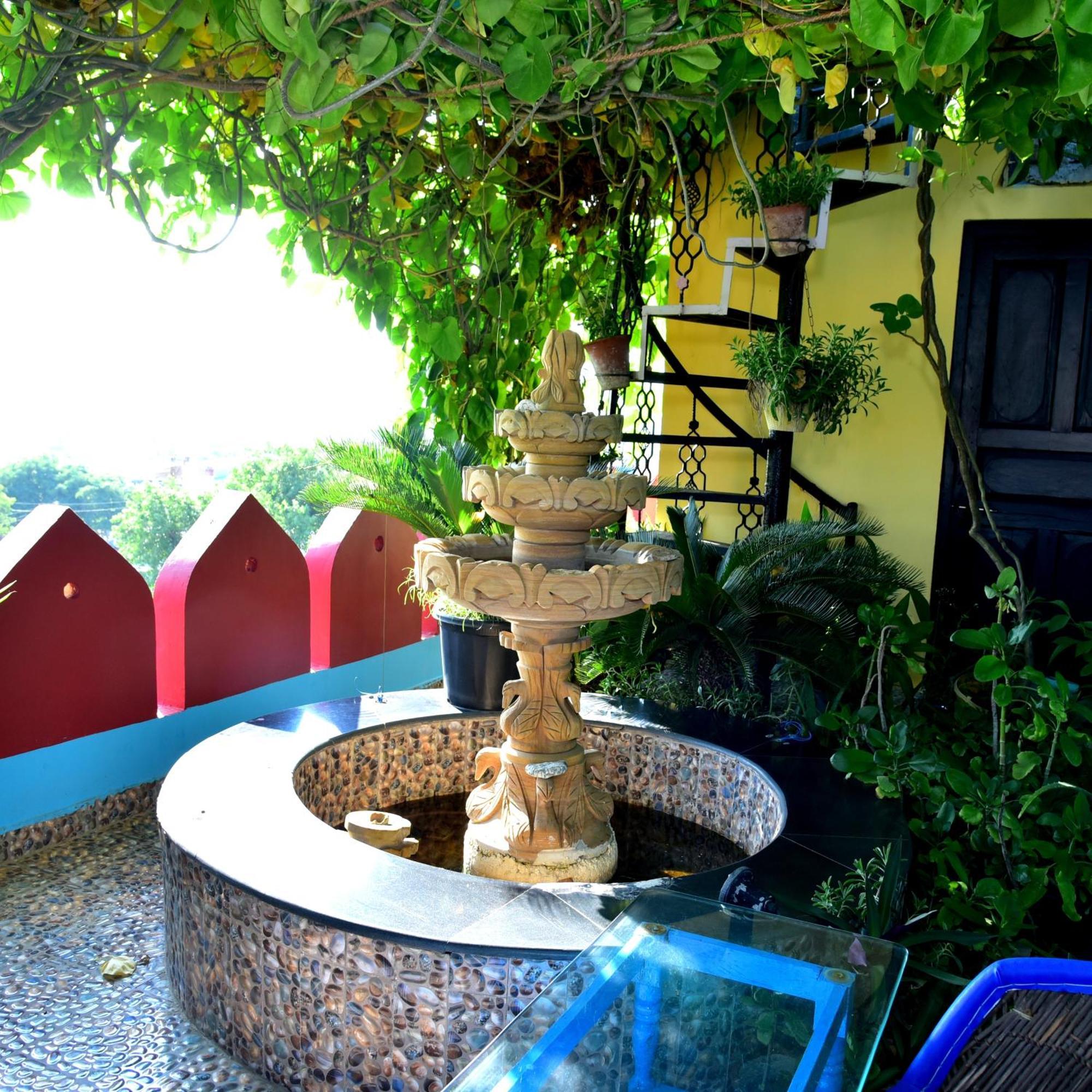 Hotel Moon Light Pushkar Bagian luar foto